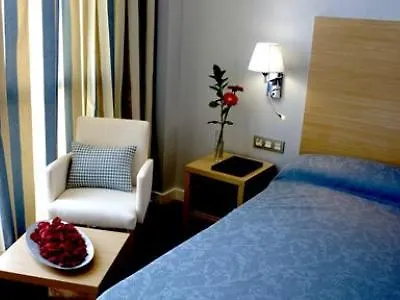 **** Hotel Exe Sevilla Palmera Spain